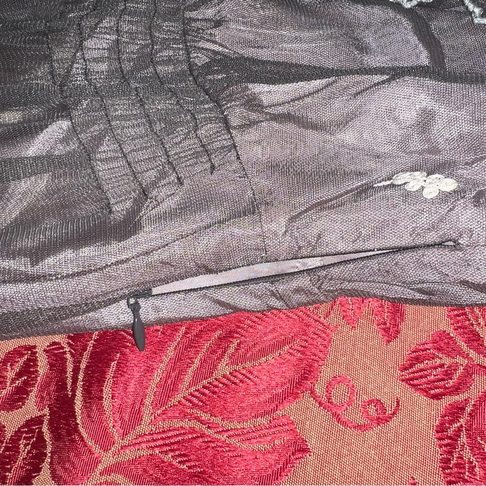 Authentic - Picture 4 of 6